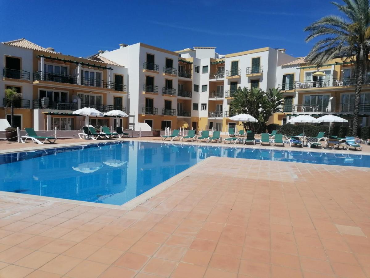 Apartamento 405 Em Urbanizacao Com Piscinas Apartment Tavira Ngoại thất bức ảnh